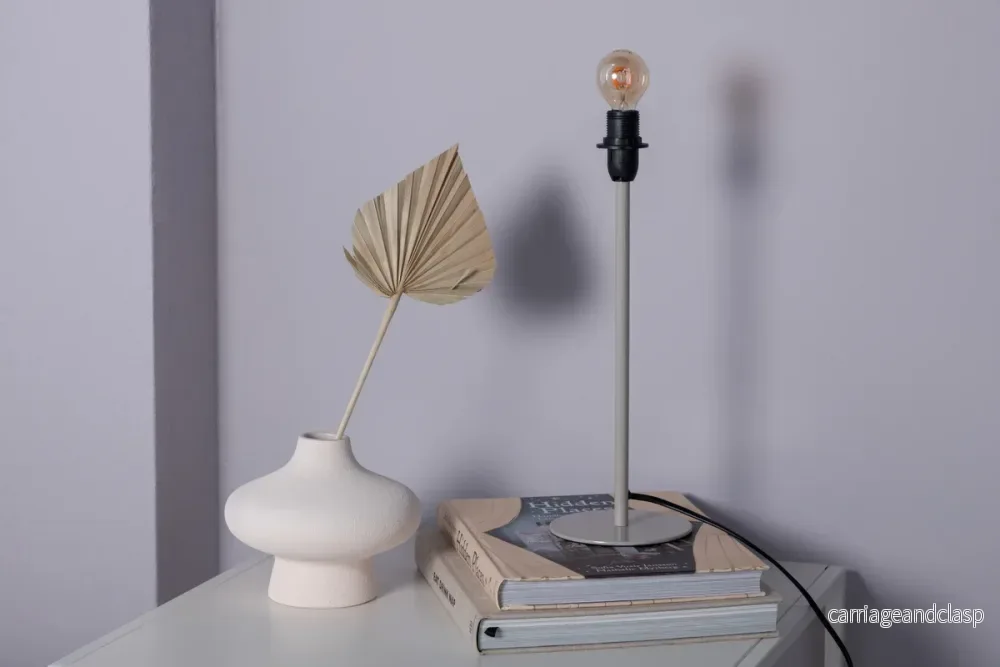 Dasir Bordslampa Beige