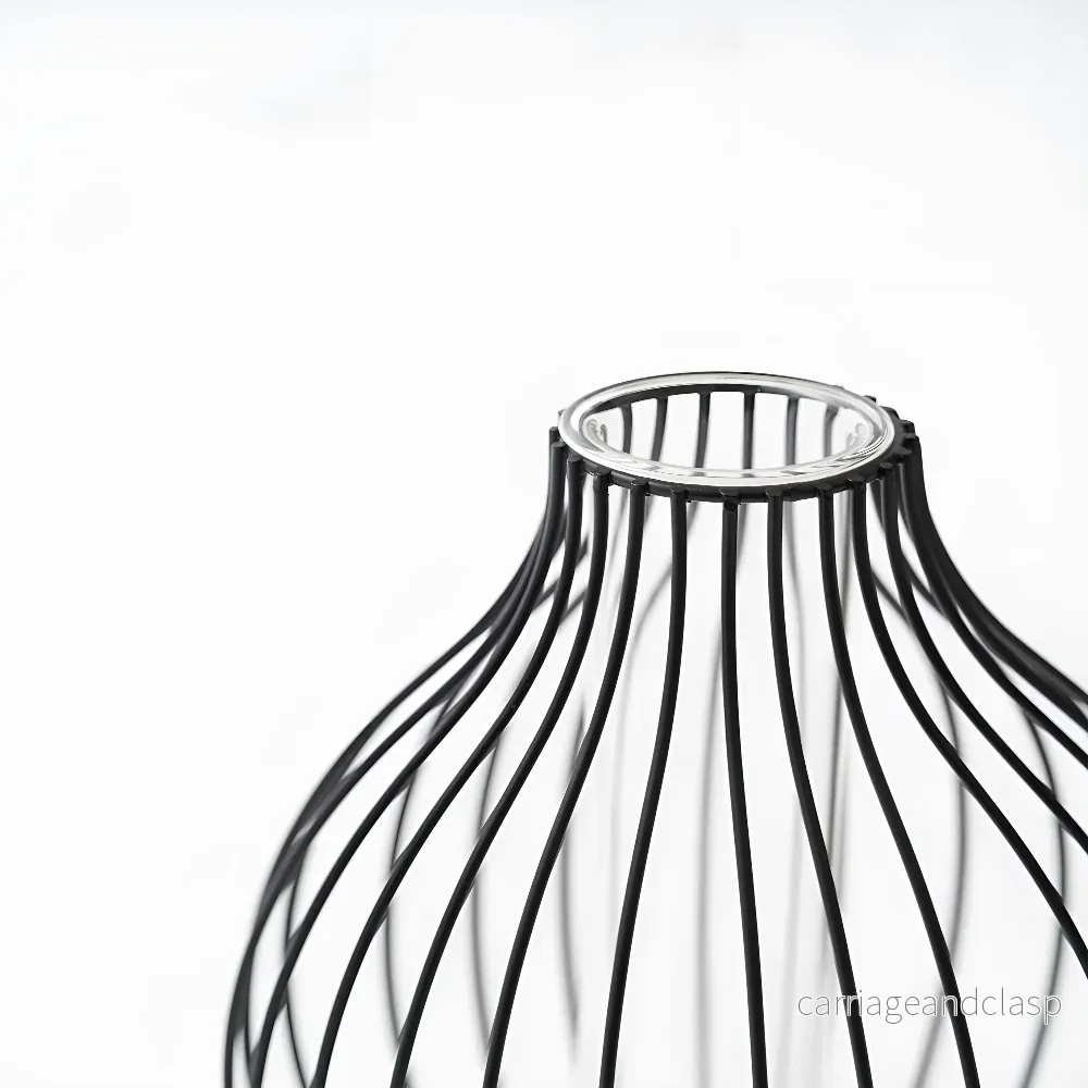 Slim metalram vases | Veska