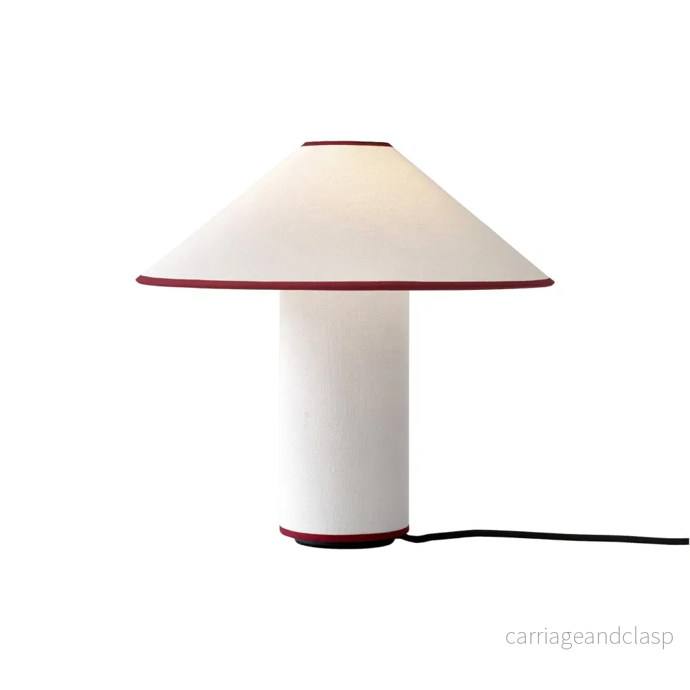 Bordslampa med textilskärm – Lunara | Veska Bordslampa med textilskärm – Lunara | Veska