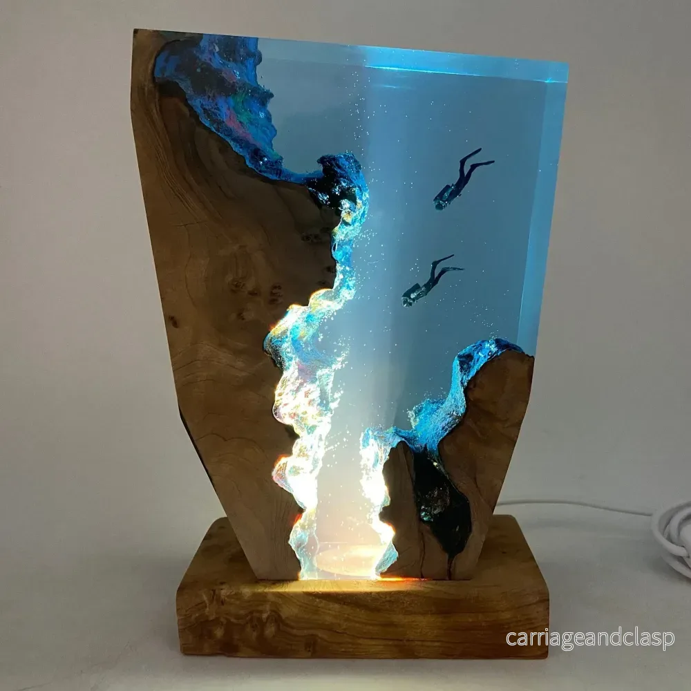 Veska | OceanGlow Luxe Upplyst Bordslampa – Serene Epoxyharp med USB-laddning