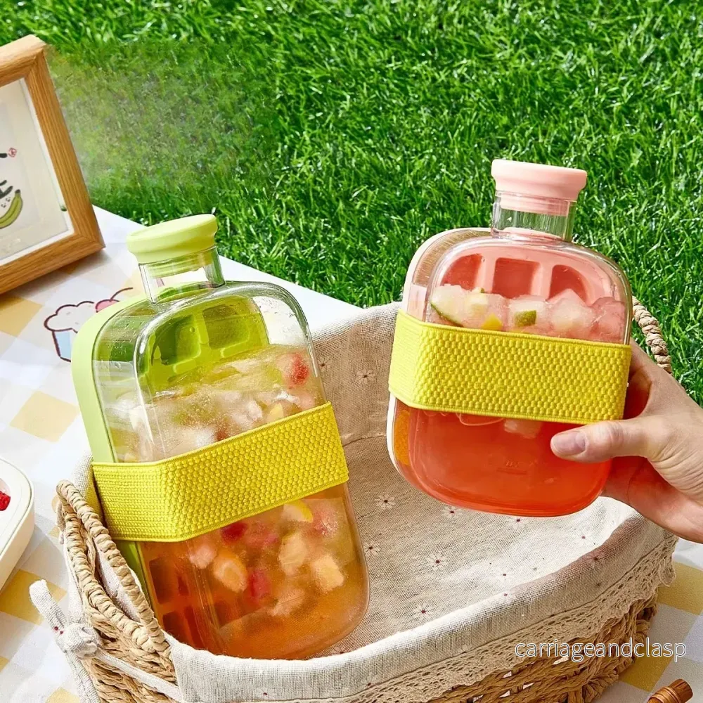 IceBottle™ – Vattenflaska med Inbyggd Isbitsform - Bild 2