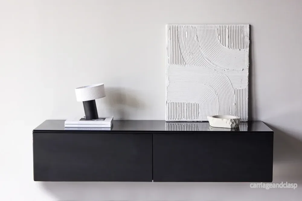Fristad TV-bänk Fristad TV-bänk