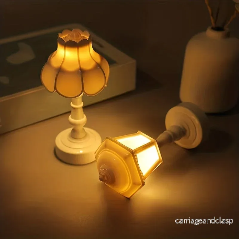 LumiDeco - Retro LED Mini Bordslampa för Hem Veska - Bild 3