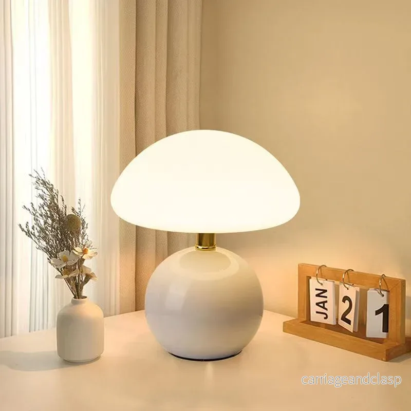 Keramisk Bordslampa med Mjuk Varm Belysning | Veska