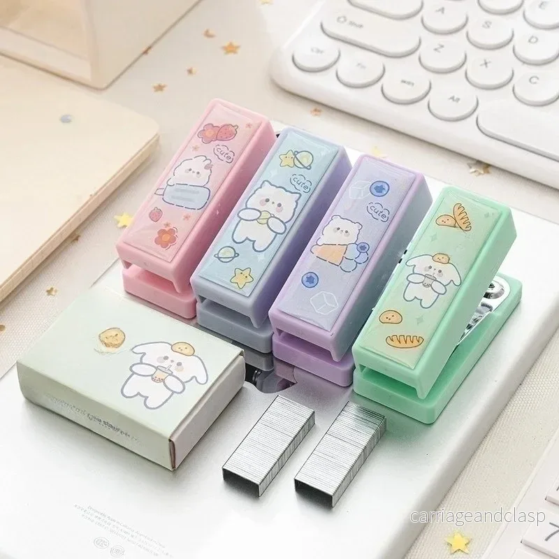 Kawaii Mini Häftapparat – Söt och Praktisk Kawaii Mini Häftapparat – Söt och Praktisk