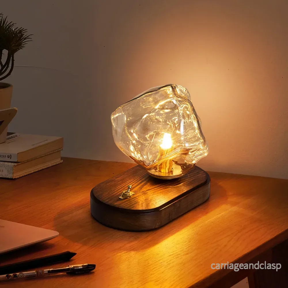 Glasblock Bordslampa | Modern Design med Klar Glas | Idealiskt för Belysning av Vardagsrum & Sovrum | Veska Glasblock Bordslampa | Modern Design med Klar Glas | Idealiskt för Belysning av Vardagsrum & Sovrum | Veska