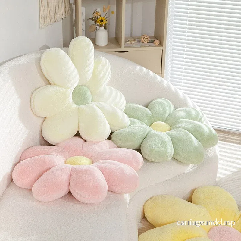 Fluffig Daisy Kudde – Pastell | Veska