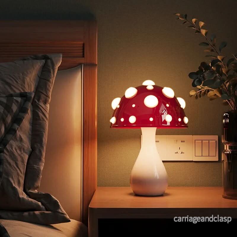 Manita LED Bordslampa – Amanita Svampdesign | Veska - Bild 2