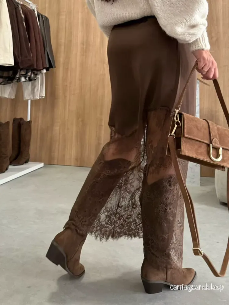 Kjol med spetskant – feminin med en touch av edge - Bild 2