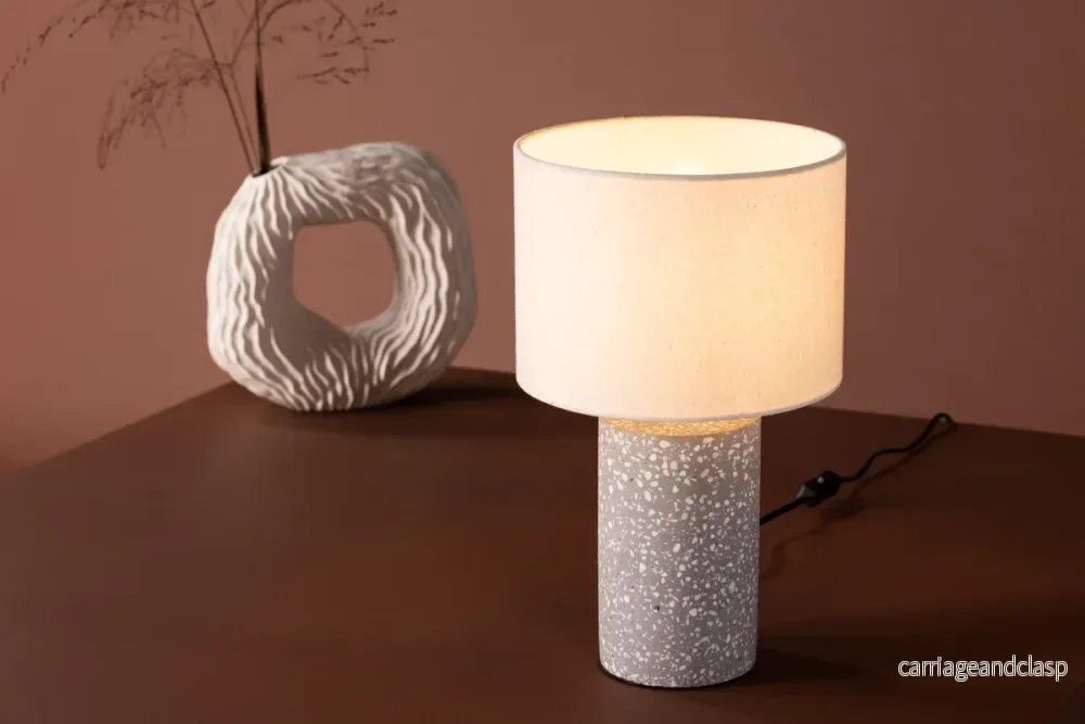 Dijon Bordslampa Grå