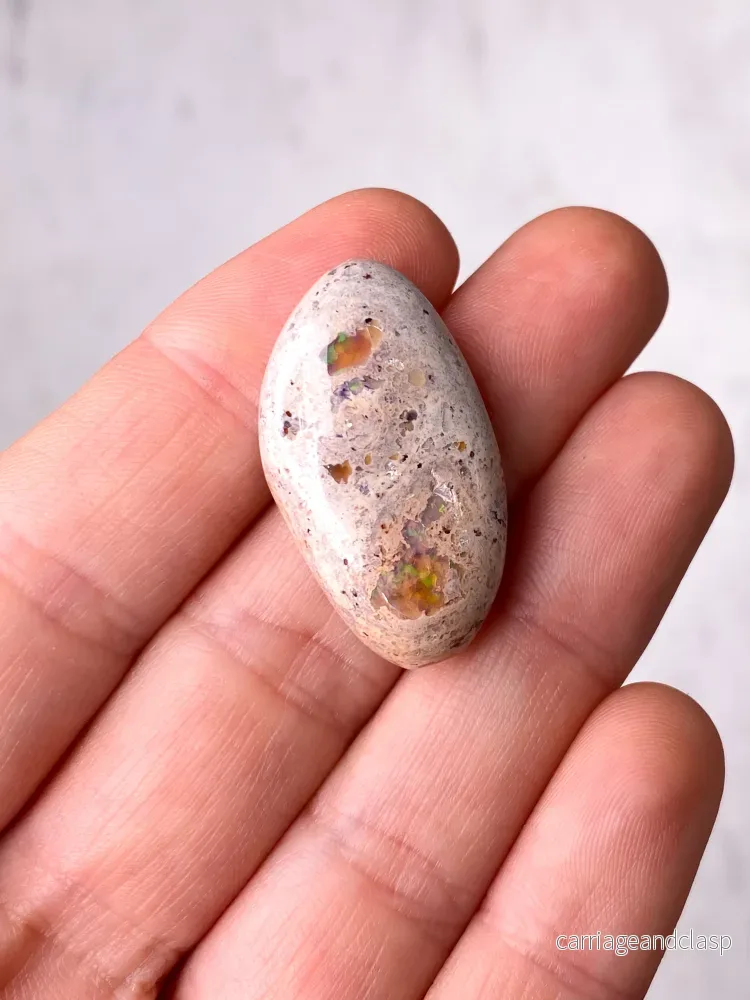 Mexikansk opal (nr 6)