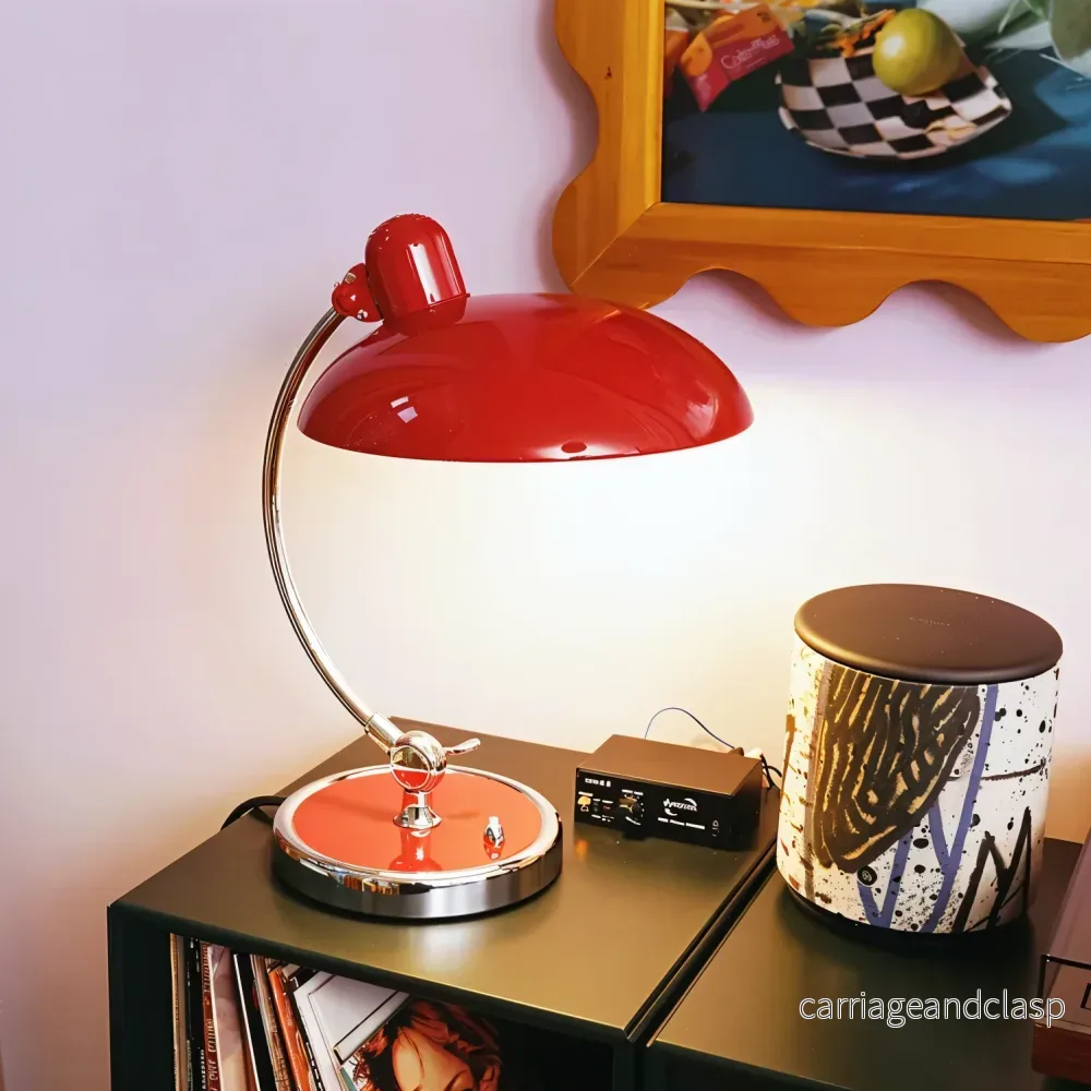 NostaChic | Justerbar Vintage Järn Kupol Bordslampa för Skrivbord & Lesehörnor | Veska