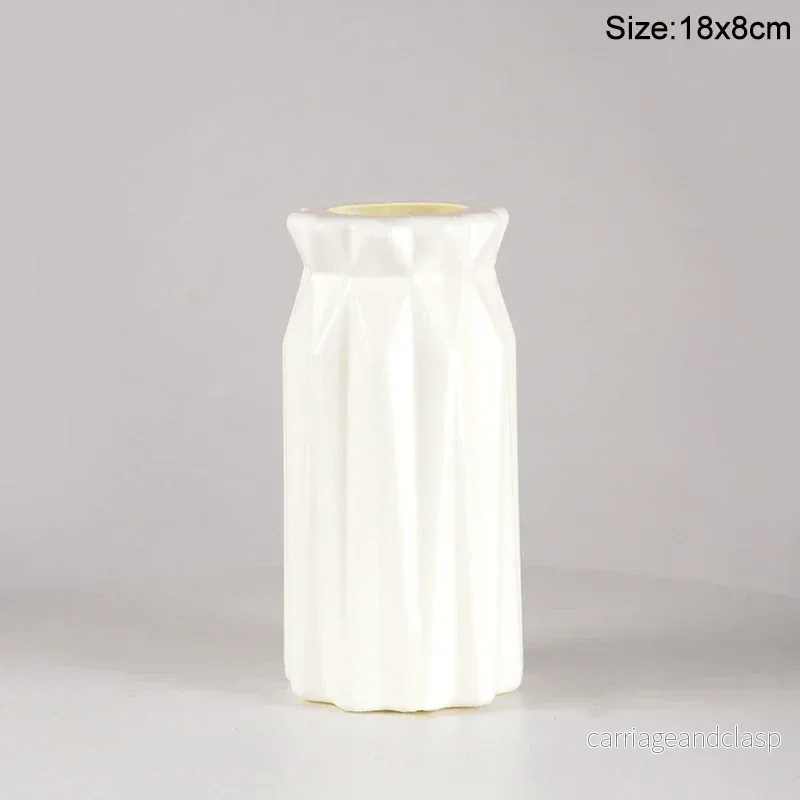Royelux Moderna PlastVeskaommor Vaser – Elegant Nordisk Dekoration för Alla Rum | Veska Royelux Moderna PlastVeskaommor Vaser – Elegant Nordisk Dekoration för Alla Rum | Veska