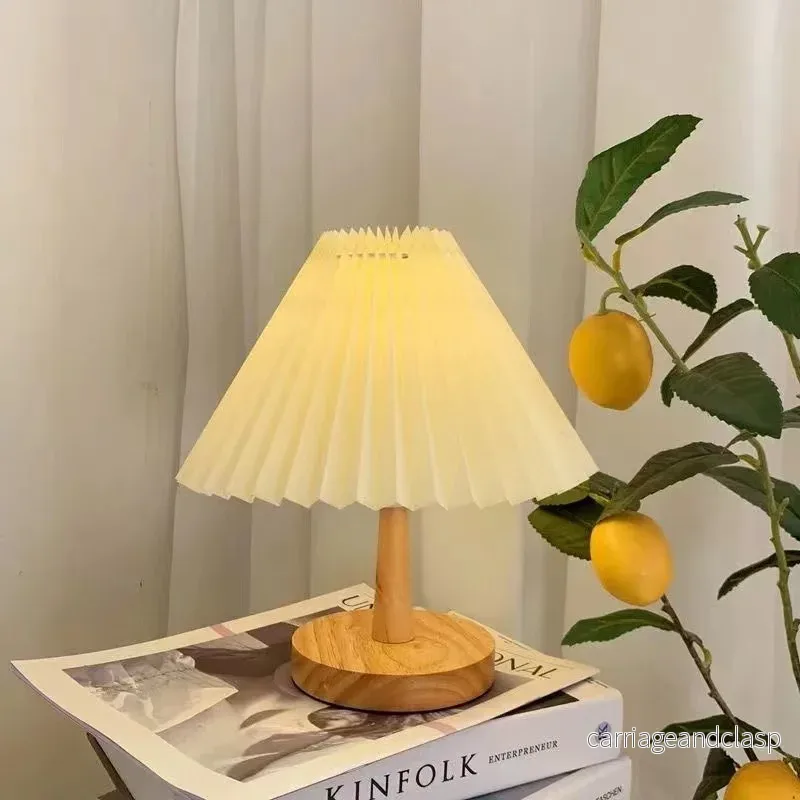 Veska | Vikbar Plisserad Bordslampa - Stylisk Vikbar LED Bordslampa för Unik Inredningsdesign - Bild 2