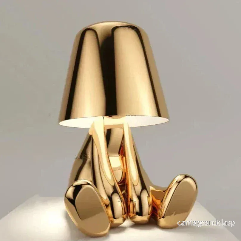 Golden Man LED Thinking Table Lamp – Lekfull sängbordslampa för sovrum & dekoration | Veska Golden Man LED Thinking Table Lamp – Lekfull sängbordslampa för sovrum & dekoration | Veska