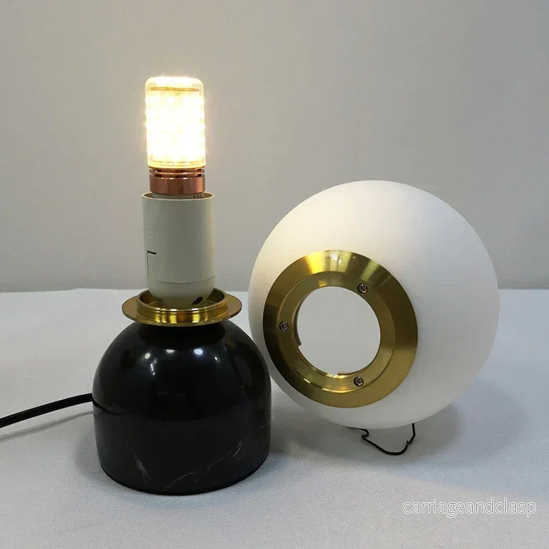 Modern marmor bordslampa med runt glas, elegant belysning för vardagsrum | Veska - Bild 3