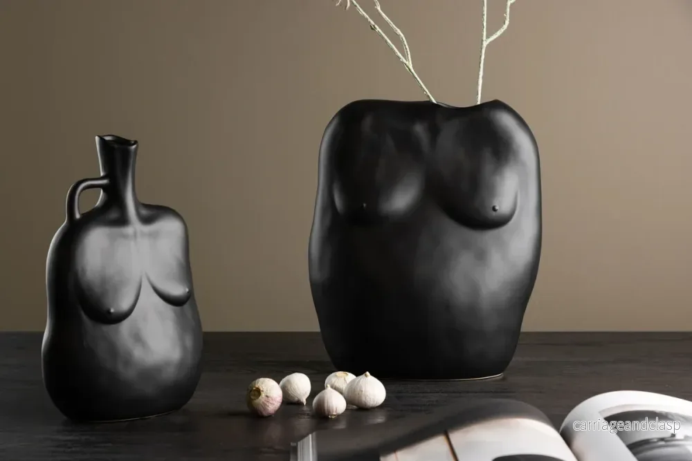 Romie Vas 28x24x14 Svart
