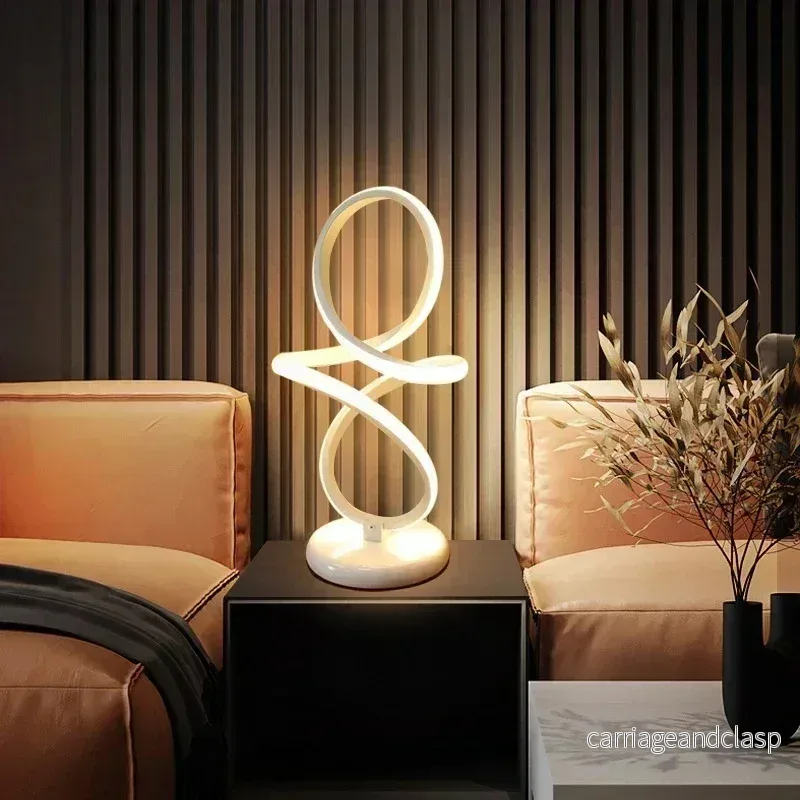 Luxe Lines Bordslampa | Veska Luxe Lines Bordslampa | Veska