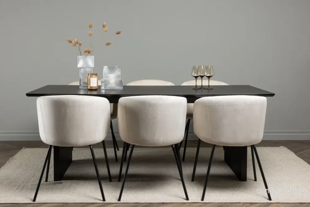 Berit & Vail Matgrupp Beige/Svart Berit & Vail Matgrupp Beige/Svart