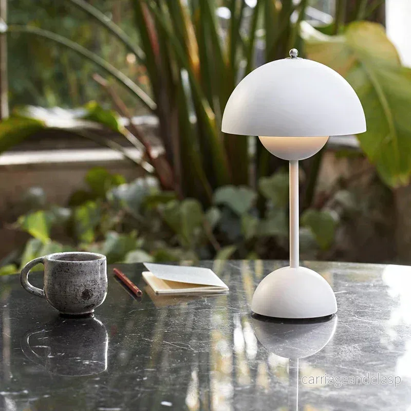 LunarGlow Bordslampa - Dimmerbar LED-belysning för varje inredning Veska