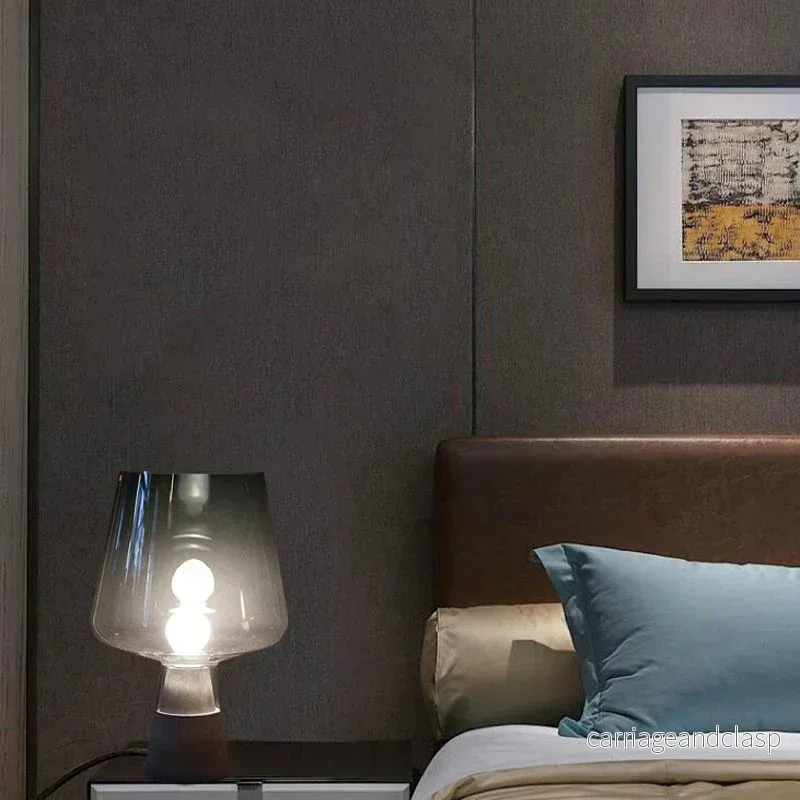 NordicCement Bordslampa – Minimalistisk Design med Betongbas Veska - Bild 3