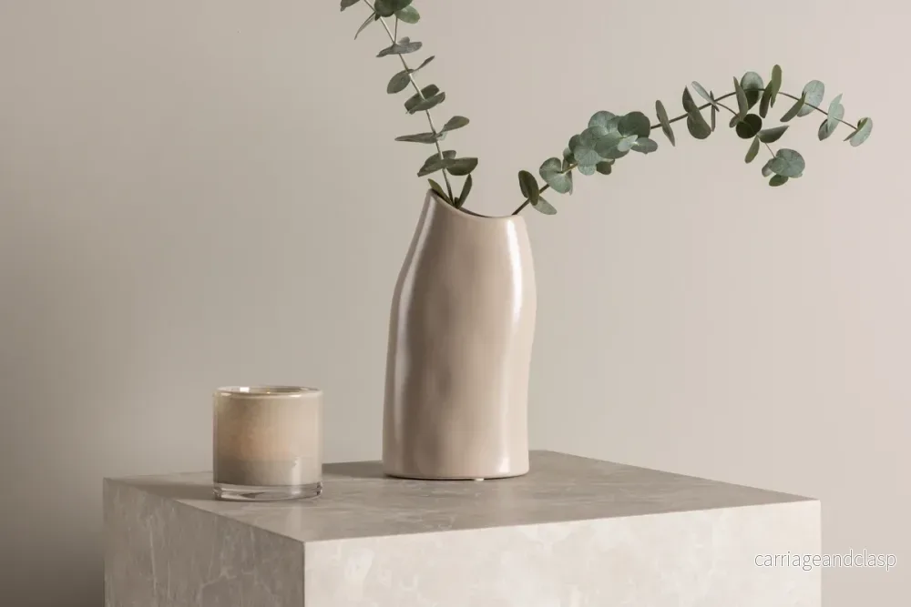 Ernst Vas 23x12x9 Beige