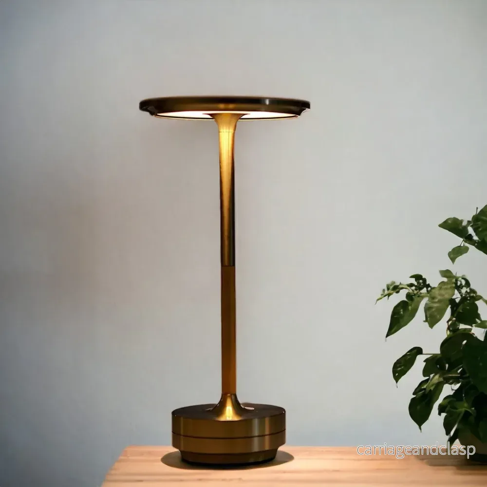 Trådlös uppladdningsbar modern Aura-bordslampa med touchkontroller | Trådlös LED-lampa för moderna sidobord och skrivbord | Minimalistisk bordslampa | Veska Trådlös uppladdningsbar modern Aura-bordslampa med touchkontroller | Trådlös LED-lampa för moderna sidobord och skrivbord | Minimalistisk bordslampa | Veska