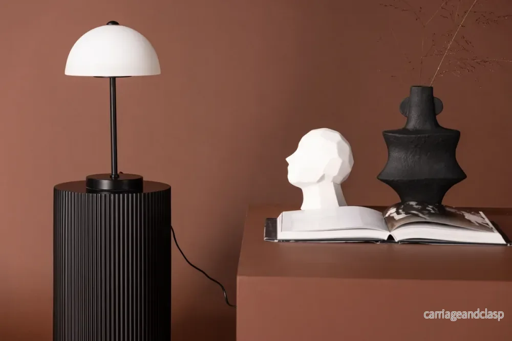 Ferrand Bordslampa Vit
