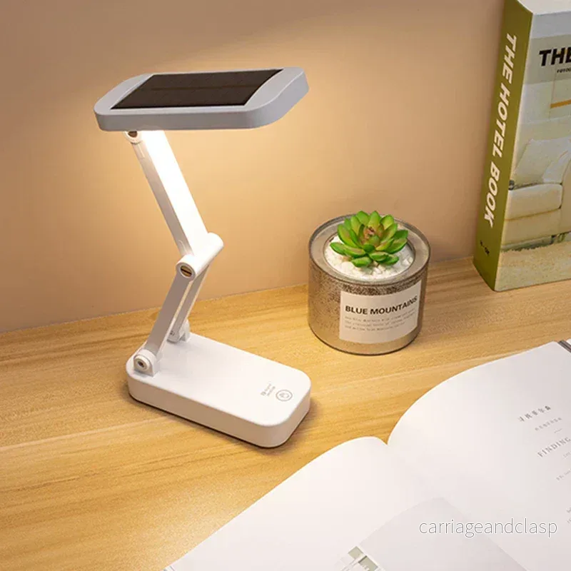 Veska | Solar LED Bordslampa | Fällbar & Dimbara | USB Uppladdningsbar | Ögonvänlig & Modern Veska | Solar LED Bordslampa | Fällbar & Dimbara | USB Uppladdningsbar | Ögonvänlig & Modern