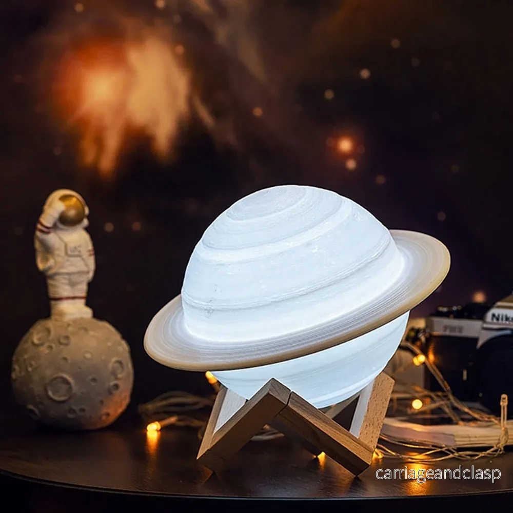 Lampa – SaturnGlow – Planetary Design – Justerbar belysning | Veska Lampa – SaturnGlow – Planetary Design – Justerbar belysning | Veska