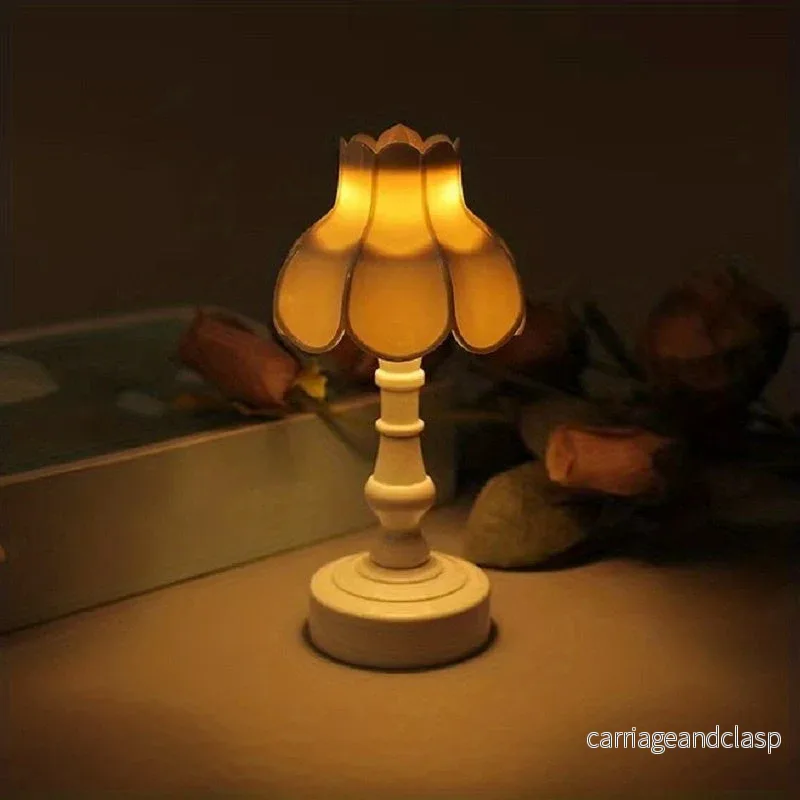 LumiDeco - Retro LED Mini Bordslampa för Hem Veska