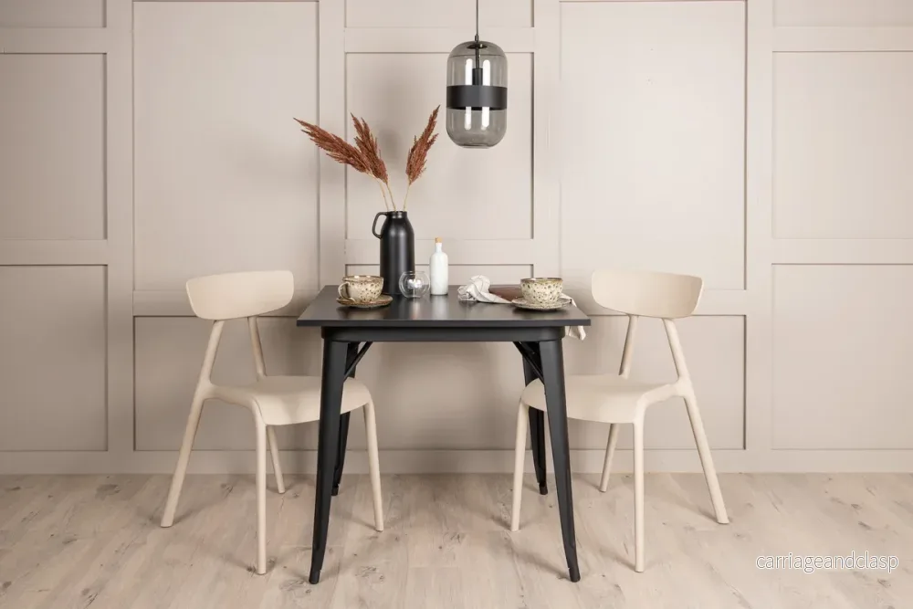 Tempe & Ursholmen Matgrupp Svart/Beige Tempe & Ursholmen Matgrupp Svart/Beige