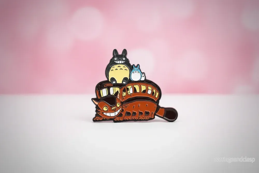 Pin - Studio Ghibli Totoros kattbuss