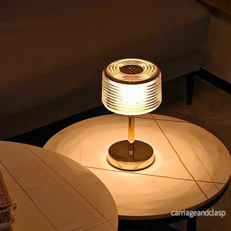 Veska | Trådlös uppladdningsbar LumiNook bordslampa - Skapa atmosfär och stil med den här lyxiga bordslampan