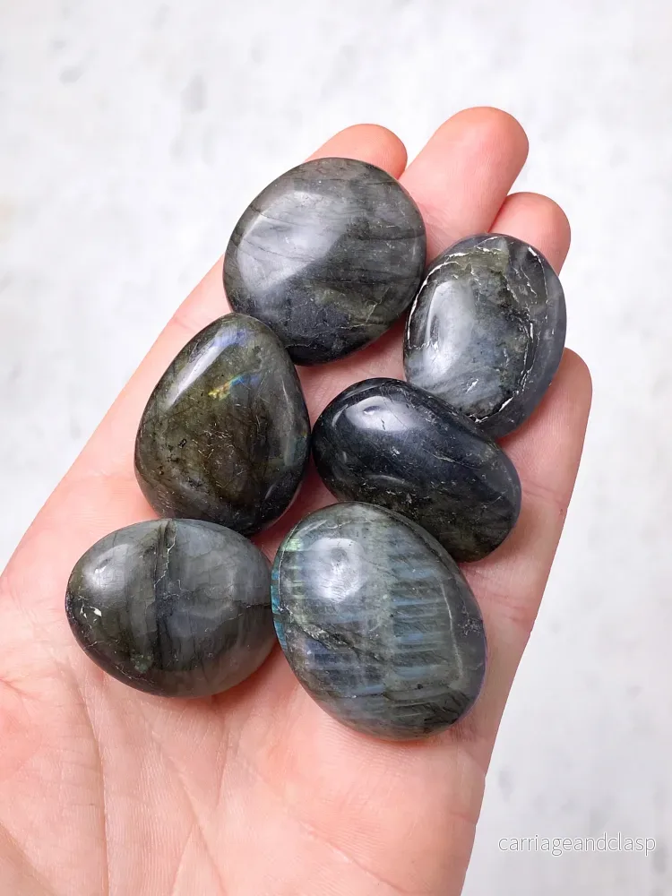 Labradorit Amulet Pocket Stone