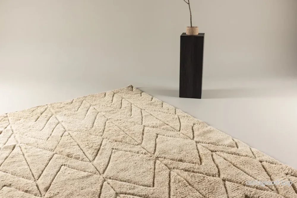 Zoe Matta 400 x 300 Beige