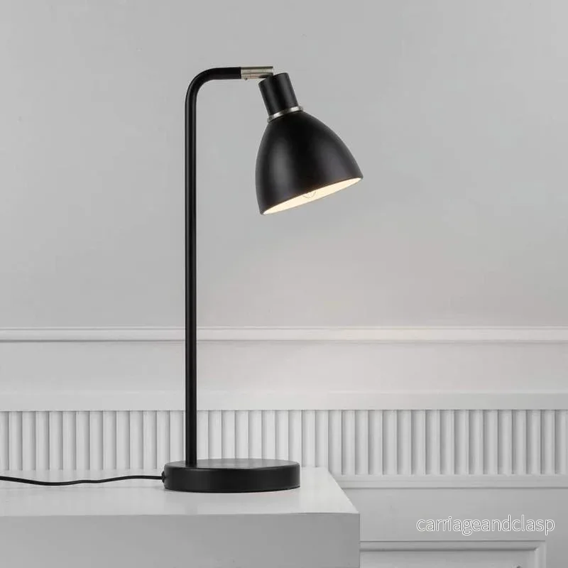 Veska | GrantLuxe Ljusbordslampa - Svart Bordslampa för Lyxig Arbetsmiljö - Bild 3