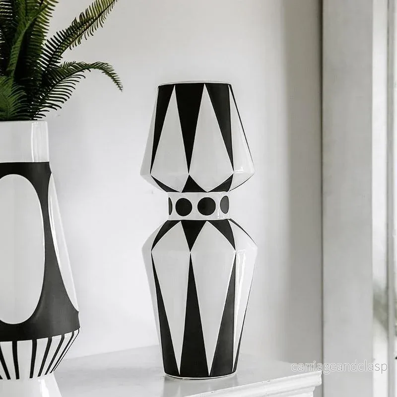 Abstrakt svartvit designvase | Veska
