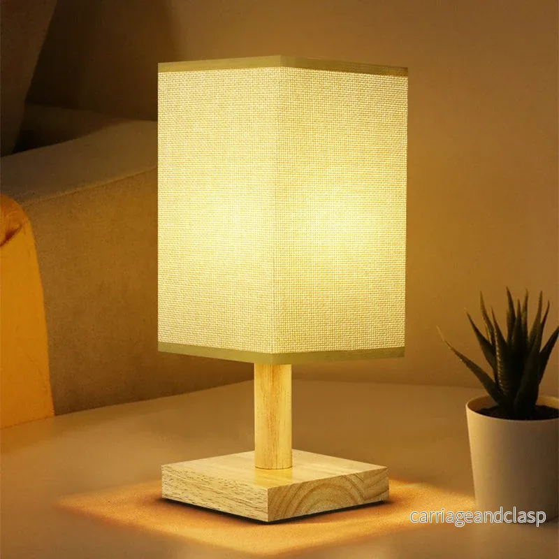 USB Bordslampa med Tygskärm – Modern LED Sänglampa för Sovrum & Kontor | Veska