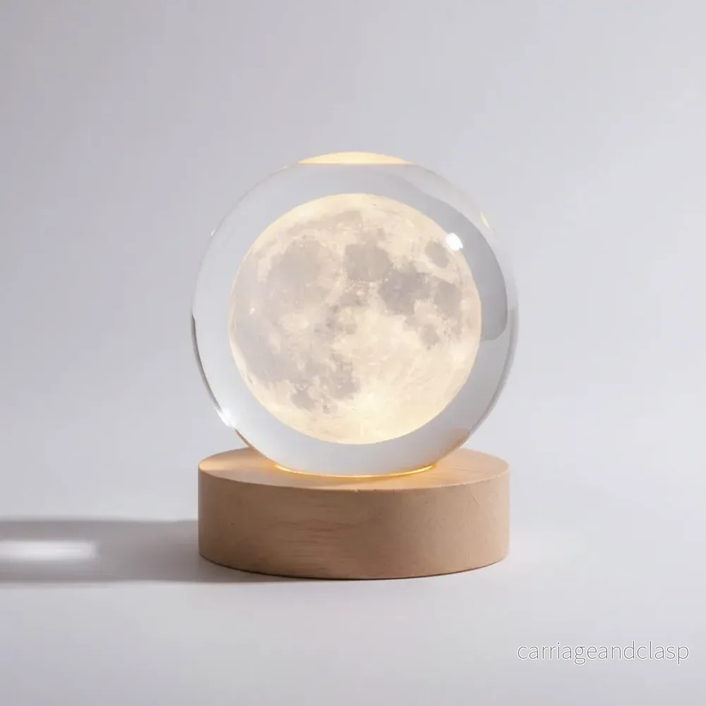 AstroGlobe 3D Lampa – Spherical Wooden Table Lamp with Warm LED Light and Planet Design | Veska