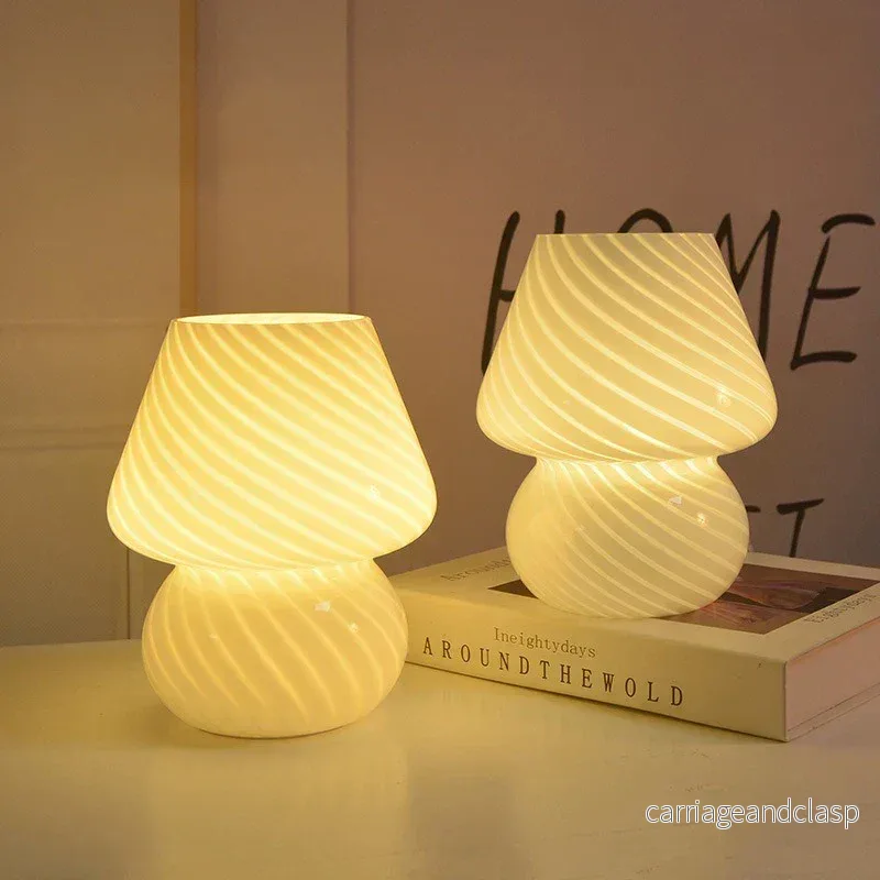 Veska | Murano Bordslampa - Unik Glas Svamp Lampa för Magisk Atmosfär