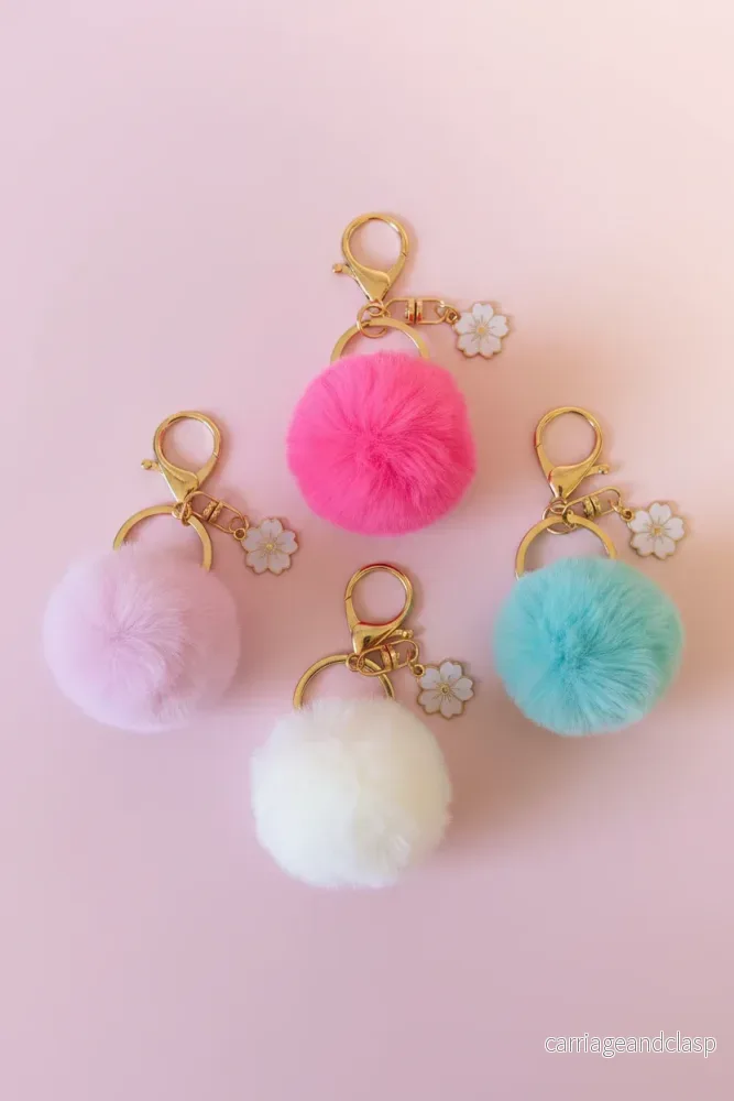 Nyckelring Fluffig boll