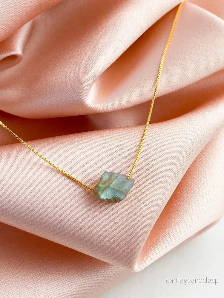 Akvamarin – Petite Heart – Guld