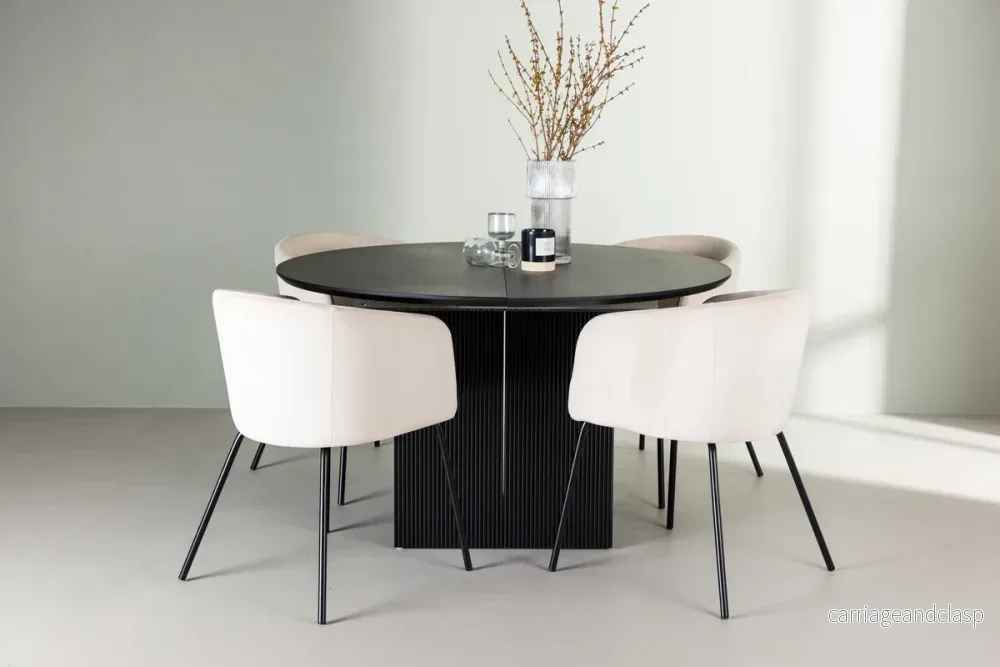 Berit & Matilda Matgrupp Beige/Svart Berit & Matilda Matgrupp Beige/Svart