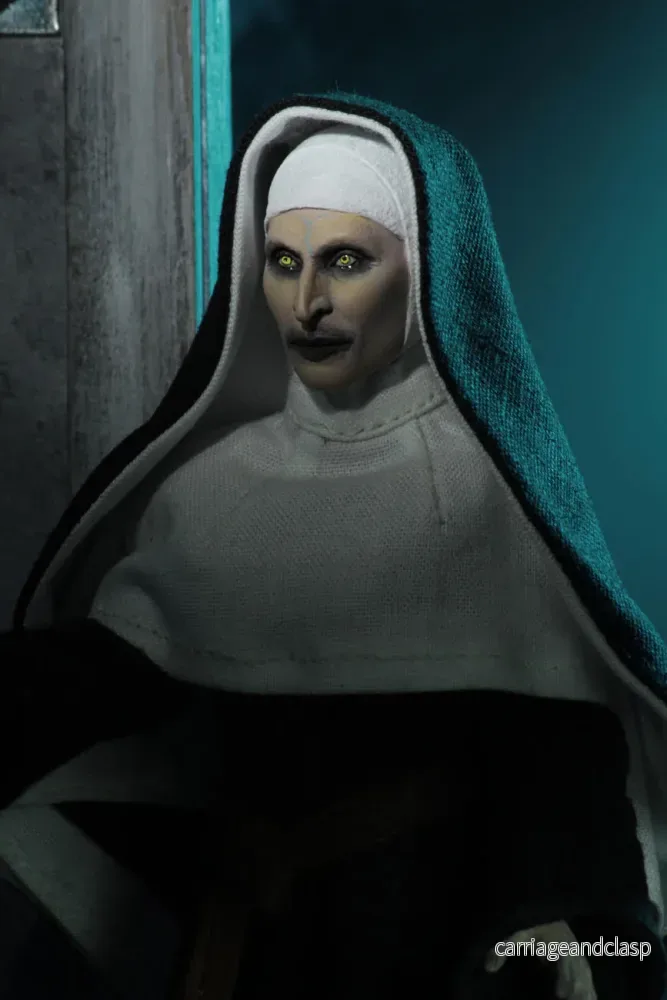 The Nun - The Conjuring Universe - Clothed Figure - NECA