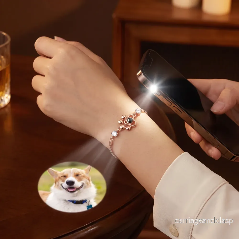 Personligt tassfotoarmband med projektion