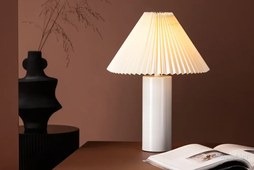 Largin Bordslampa Ljusgrå