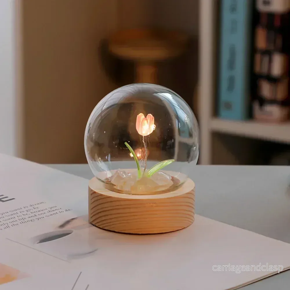 Veska | TulipGlow Elegant Floral Table Lamp – Fint Belysning