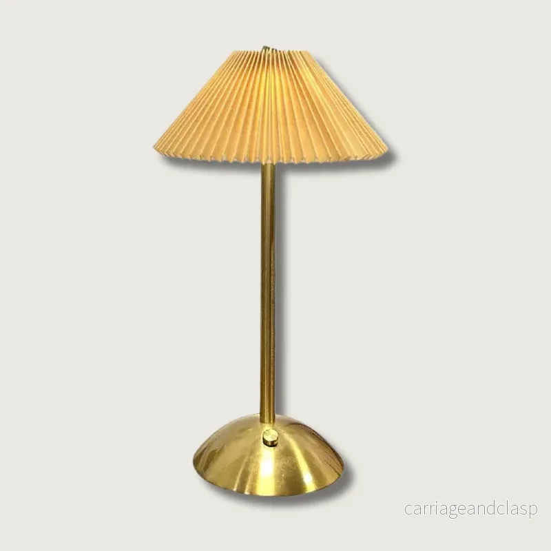 LumaNord – Retro Skandinavisk Bordslampa | Veska