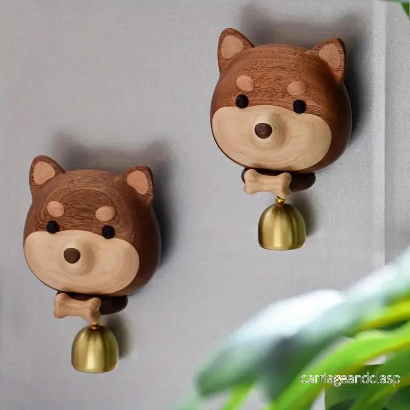 Lekfull Shiba Design Dörrklocka | Veska Lekfull Shiba Design Dörrklocka | Veska